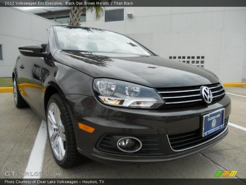 Black Oak Brown Metallic / Titan Black 2012 Volkswagen Eos Executive