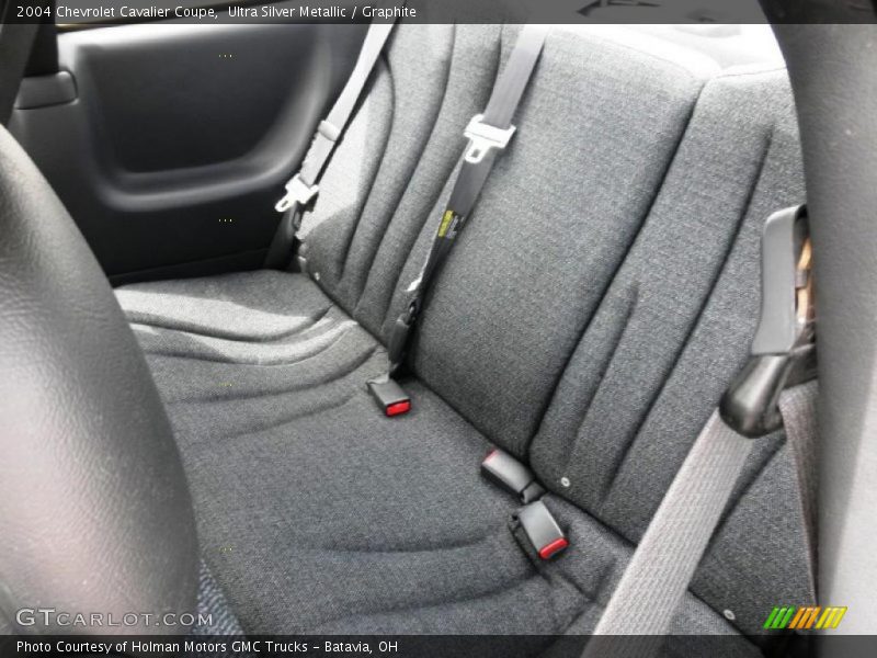 Ultra Silver Metallic / Graphite 2004 Chevrolet Cavalier Coupe