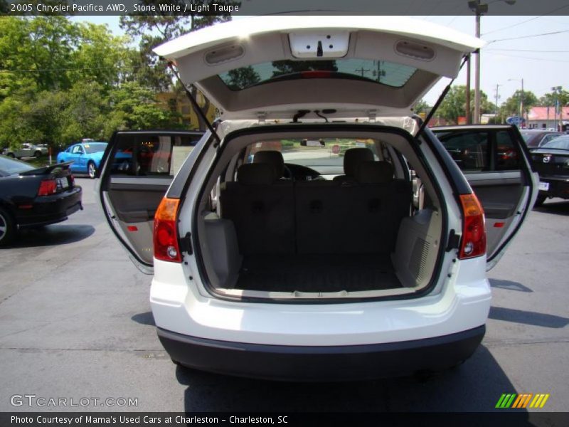Stone White / Light Taupe 2005 Chrysler Pacifica AWD