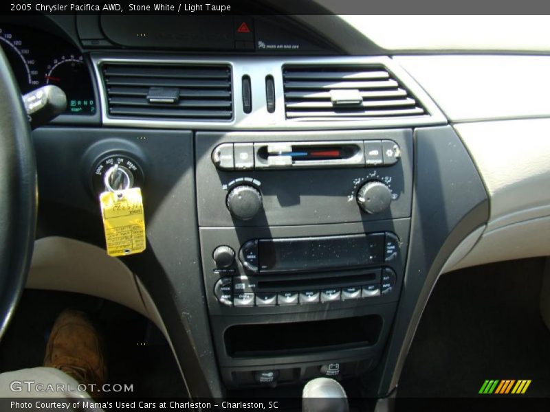 Stone White / Light Taupe 2005 Chrysler Pacifica AWD