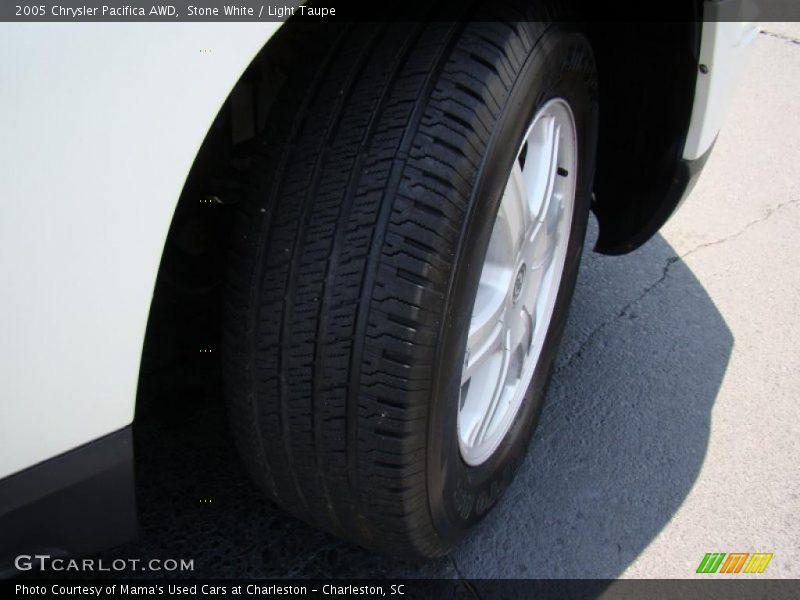 Stone White / Light Taupe 2005 Chrysler Pacifica AWD