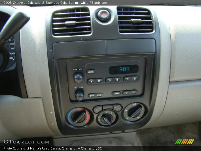 Summit White / Sandstone 2005 Chevrolet Colorado LS Extended Cab
