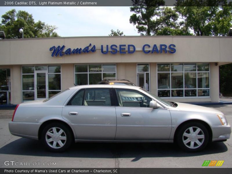 Light Platinum Metallic / Cashmere 2006 Cadillac DTS