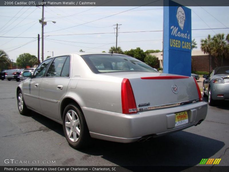 Light Platinum Metallic / Cashmere 2006 Cadillac DTS