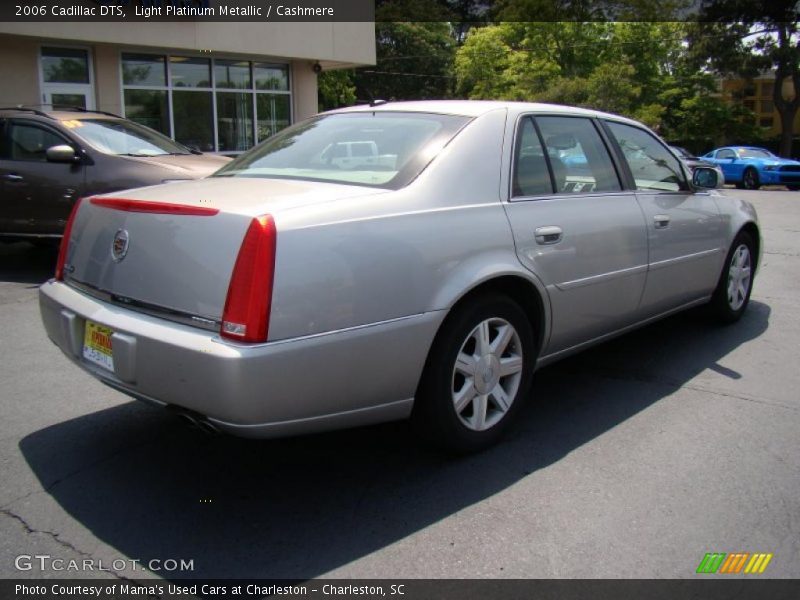 Light Platinum Metallic / Cashmere 2006 Cadillac DTS