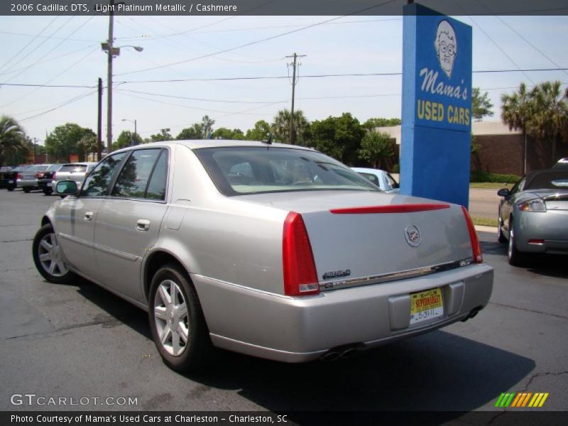 Light Platinum Metallic / Cashmere 2006 Cadillac DTS