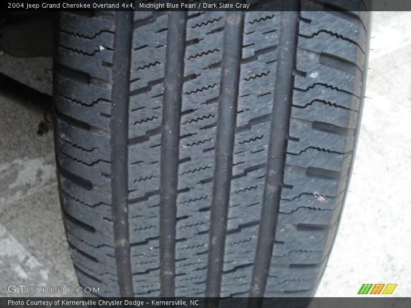 Midnight Blue Pearl / Dark Slate Gray 2004 Jeep Grand Cherokee Overland 4x4