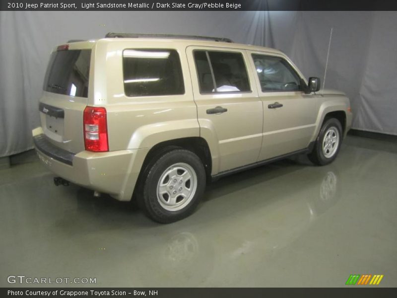Light Sandstone Metallic / Dark Slate Gray/Pebble Beige 2010 Jeep Patriot Sport