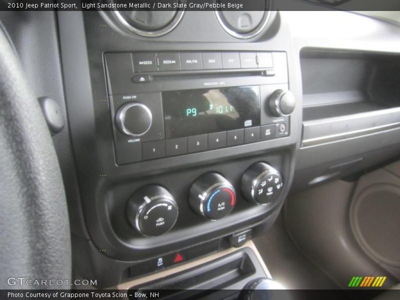 Light Sandstone Metallic / Dark Slate Gray/Pebble Beige 2010 Jeep Patriot Sport