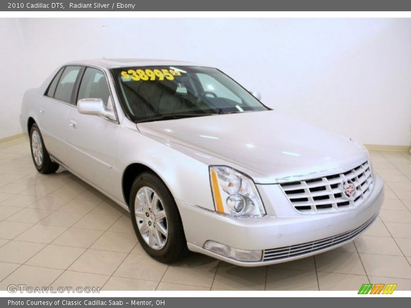 Radiant Silver / Ebony 2010 Cadillac DTS