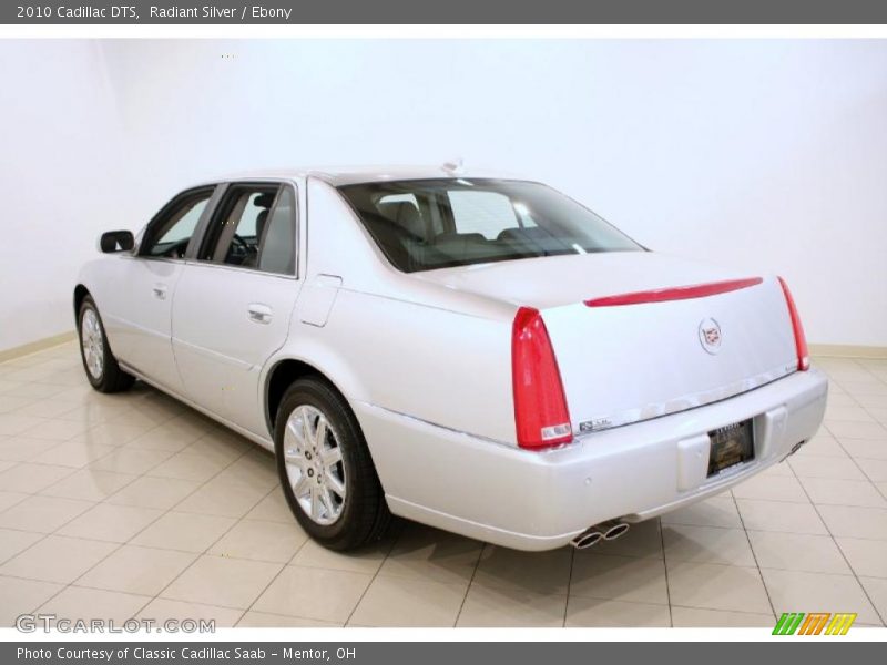 Radiant Silver / Ebony 2010 Cadillac DTS