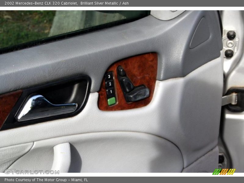 Brilliant Silver Metallic / Ash 2002 Mercedes-Benz CLK 320 Cabriolet