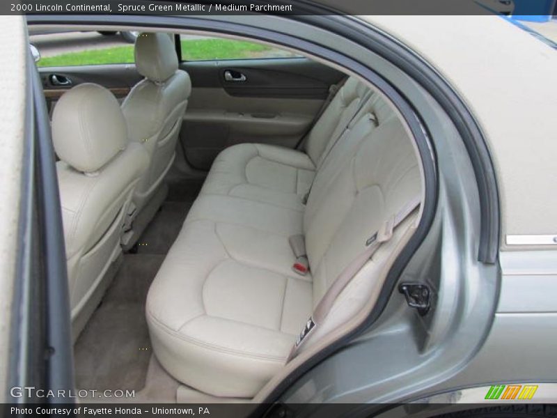  2000 Continental  Medium Parchment Interior