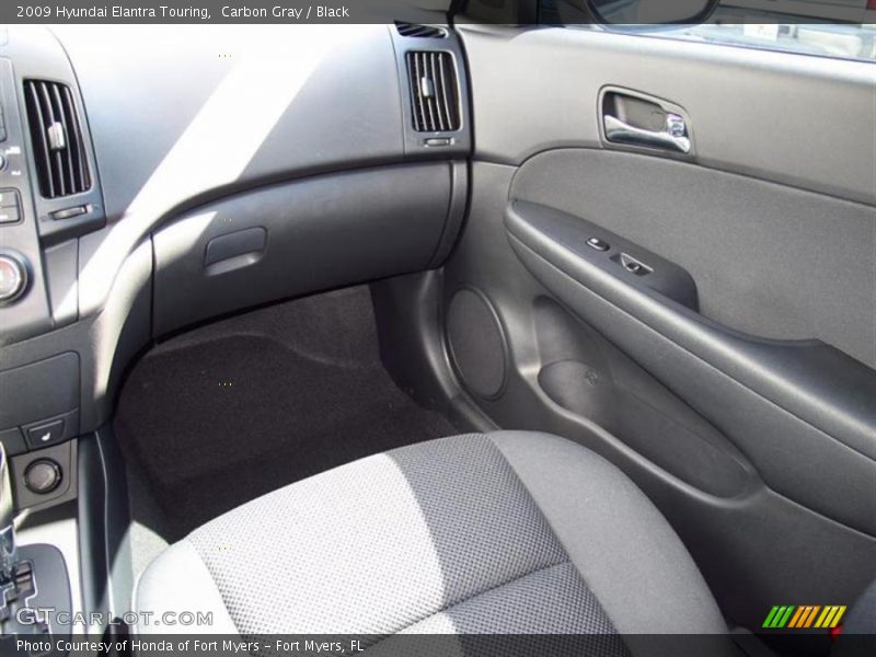 Carbon Gray / Black 2009 Hyundai Elantra Touring