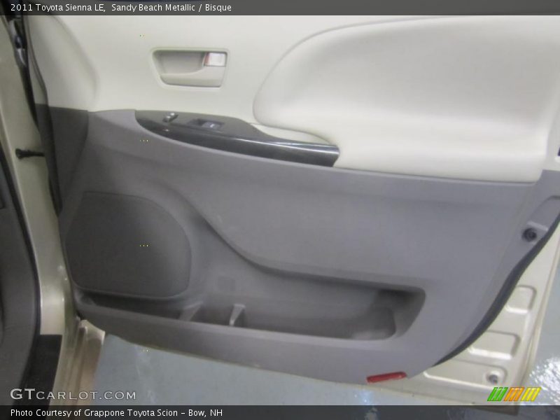 Sandy Beach Metallic / Bisque 2011 Toyota Sienna LE
