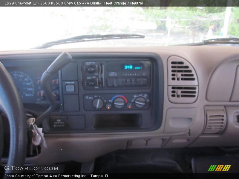 Controls of 1999 C/K 3500 K3500 Crew Cab 4x4 Dually