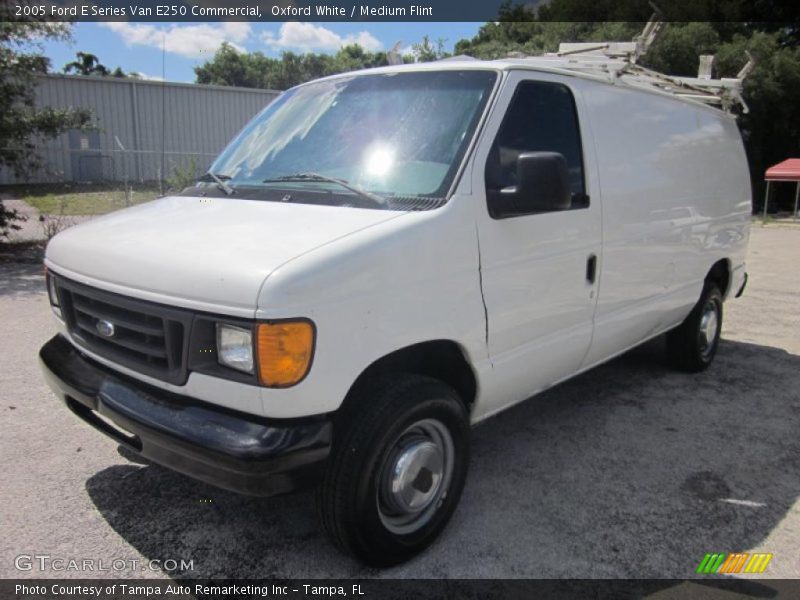 Oxford White / Medium Flint 2005 Ford E Series Van E250 Commercial