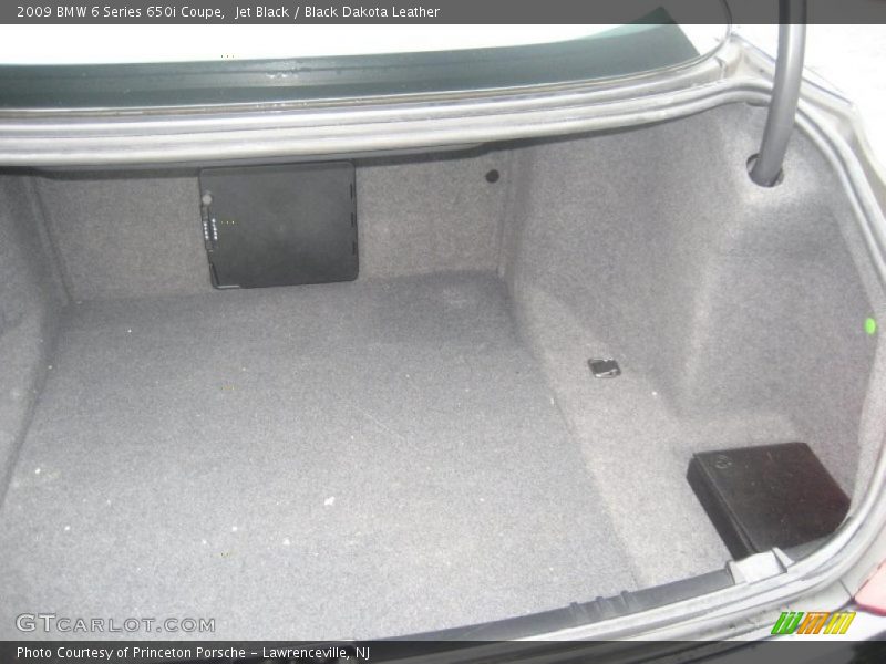  2009 6 Series 650i Coupe Trunk