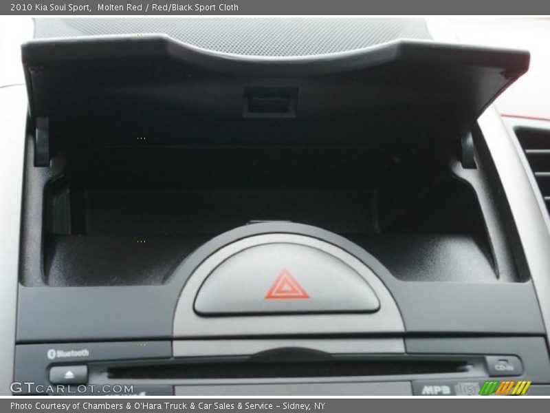 Molten Red / Red/Black Sport Cloth 2010 Kia Soul Sport