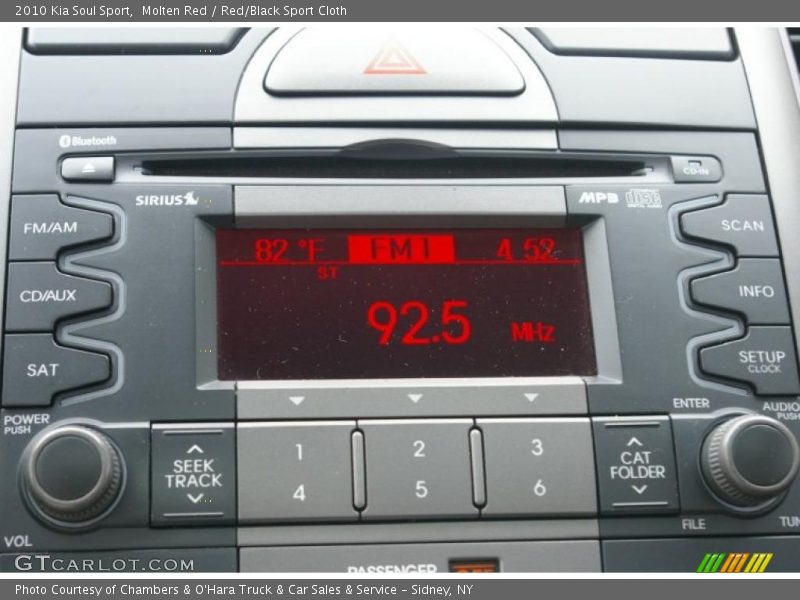Molten Red / Red/Black Sport Cloth 2010 Kia Soul Sport