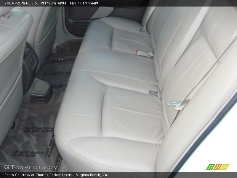  2004 RL 3.5 Parchment Interior