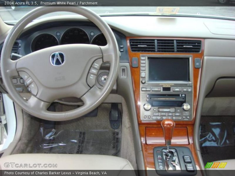 Dashboard of 2004 RL 3.5