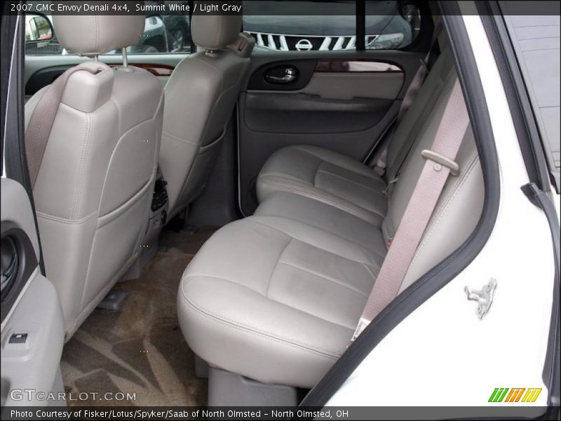 Summit White / Light Gray 2007 GMC Envoy Denali 4x4