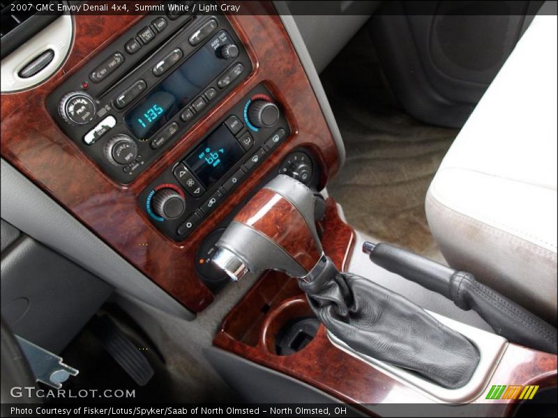 Summit White / Light Gray 2007 GMC Envoy Denali 4x4