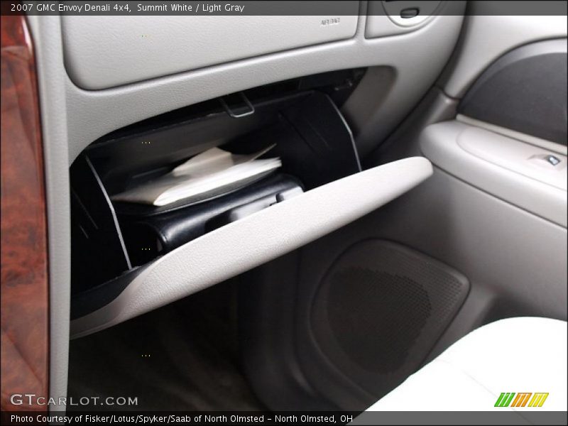 Summit White / Light Gray 2007 GMC Envoy Denali 4x4