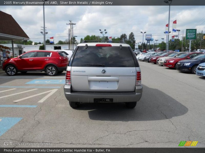 Silver Birch Metallic / Midnight Grey 2005 Mercury Mountaineer V6 AWD