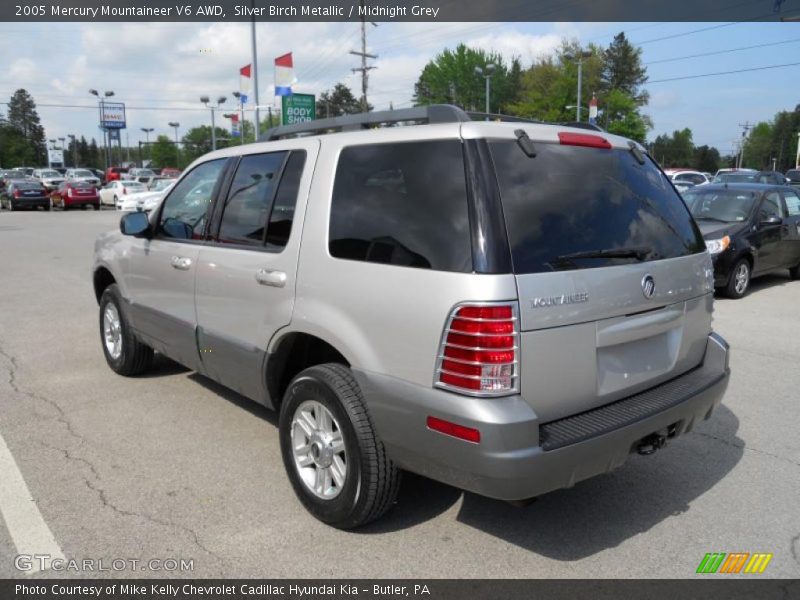 Silver Birch Metallic / Midnight Grey 2005 Mercury Mountaineer V6 AWD