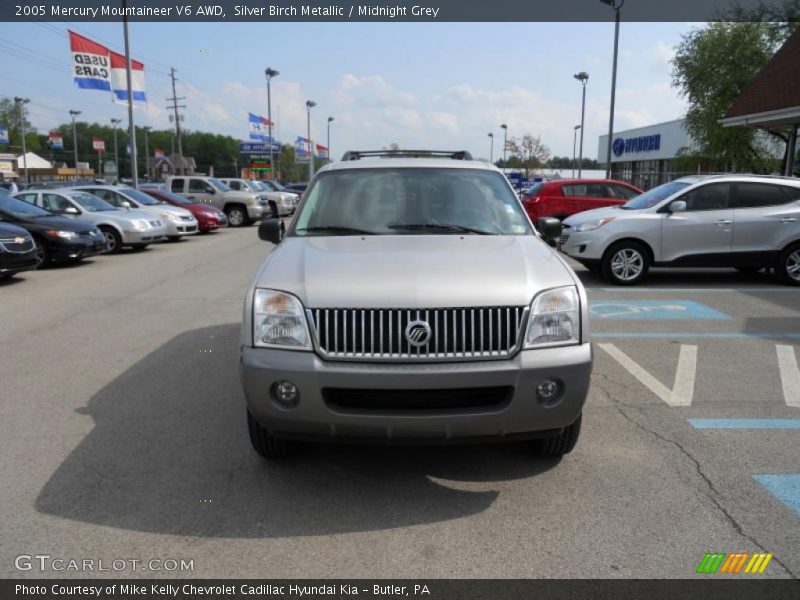 Silver Birch Metallic / Midnight Grey 2005 Mercury Mountaineer V6 AWD