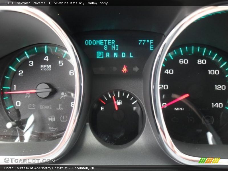 Silver Ice Metallic / Ebony/Ebony 2011 Chevrolet Traverse LT