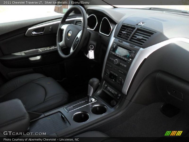 Silver Ice Metallic / Ebony/Ebony 2011 Chevrolet Traverse LT