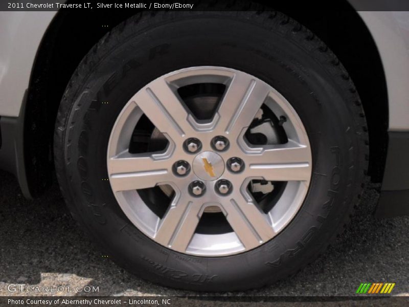 Silver Ice Metallic / Ebony/Ebony 2011 Chevrolet Traverse LT