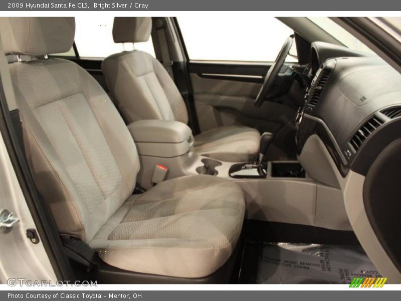 Bright Silver / Gray 2009 Hyundai Santa Fe GLS