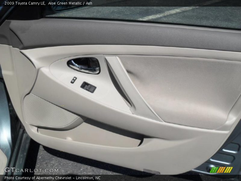 Aloe Green Metallic / Ash 2009 Toyota Camry LE