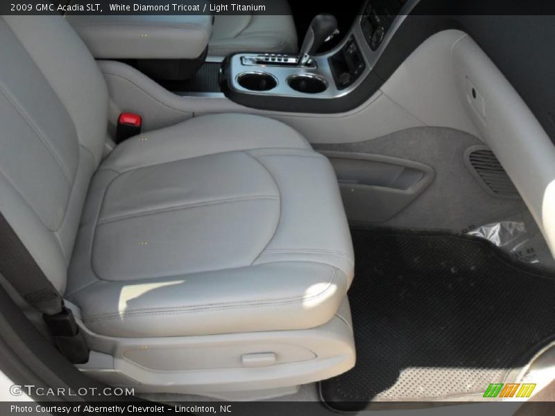 White Diamond Tricoat / Light Titanium 2009 GMC Acadia SLT
