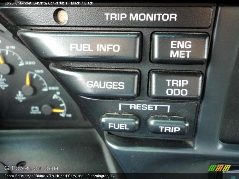 Controls of 1995 Corvette Convertible