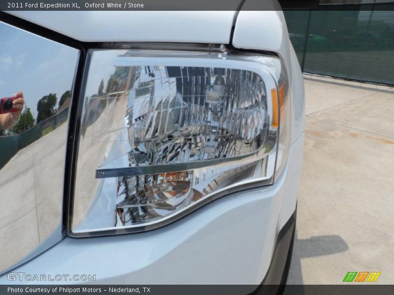 Oxford White / Stone 2011 Ford Expedition XL