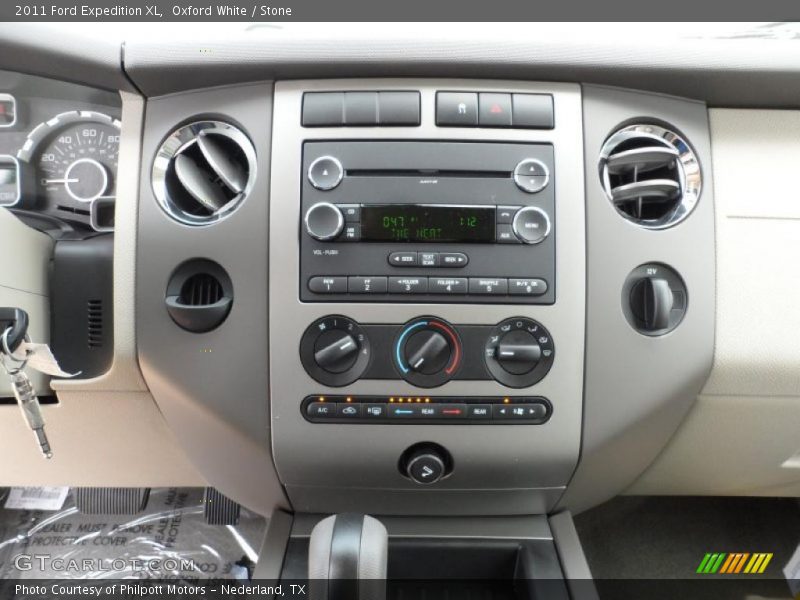 Oxford White / Stone 2011 Ford Expedition XL