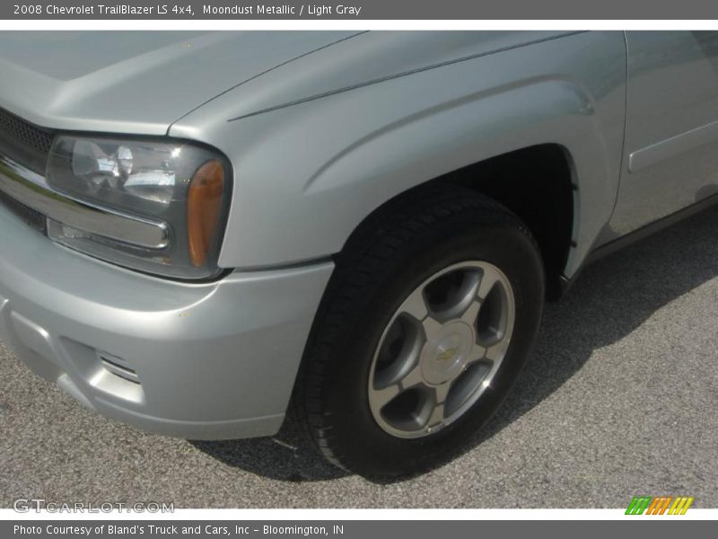 Moondust Metallic / Light Gray 2008 Chevrolet TrailBlazer LS 4x4
