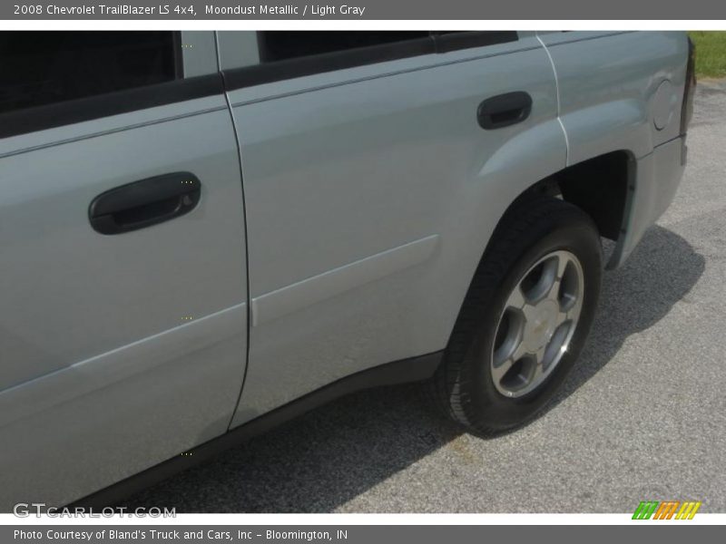 Moondust Metallic / Light Gray 2008 Chevrolet TrailBlazer LS 4x4