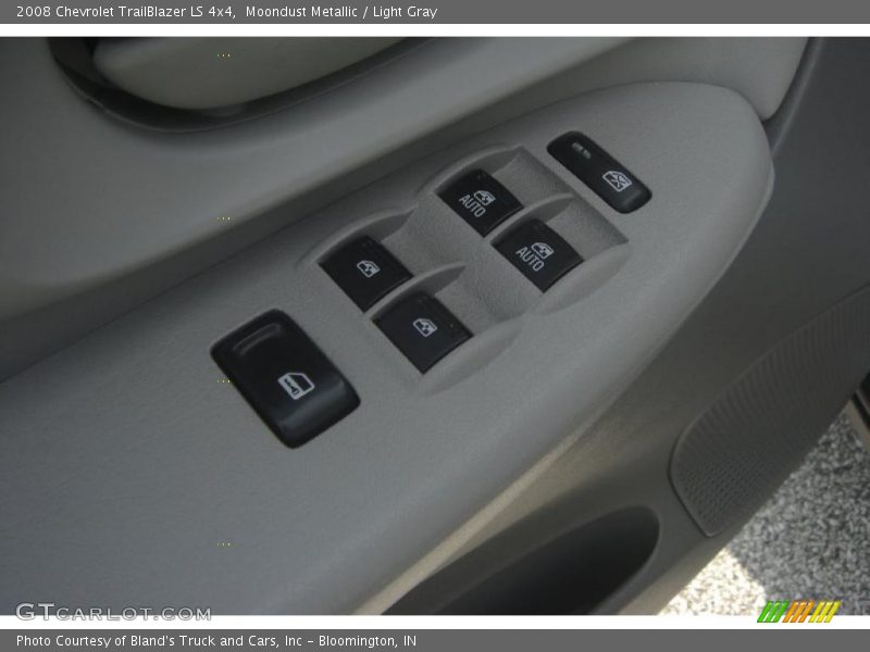Moondust Metallic / Light Gray 2008 Chevrolet TrailBlazer LS 4x4