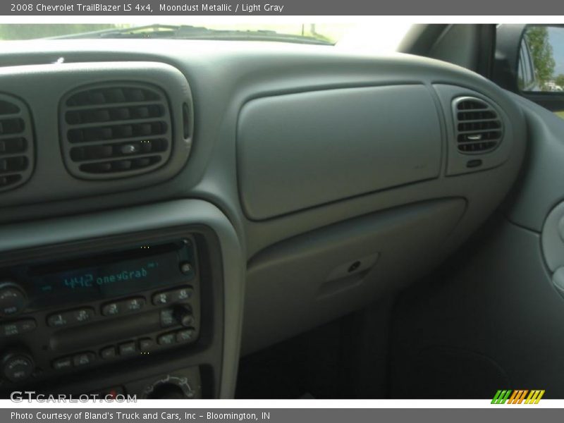Moondust Metallic / Light Gray 2008 Chevrolet TrailBlazer LS 4x4