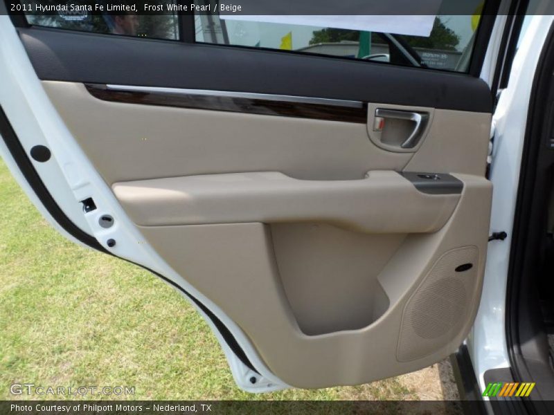 Door Panel of 2011 Santa Fe Limited