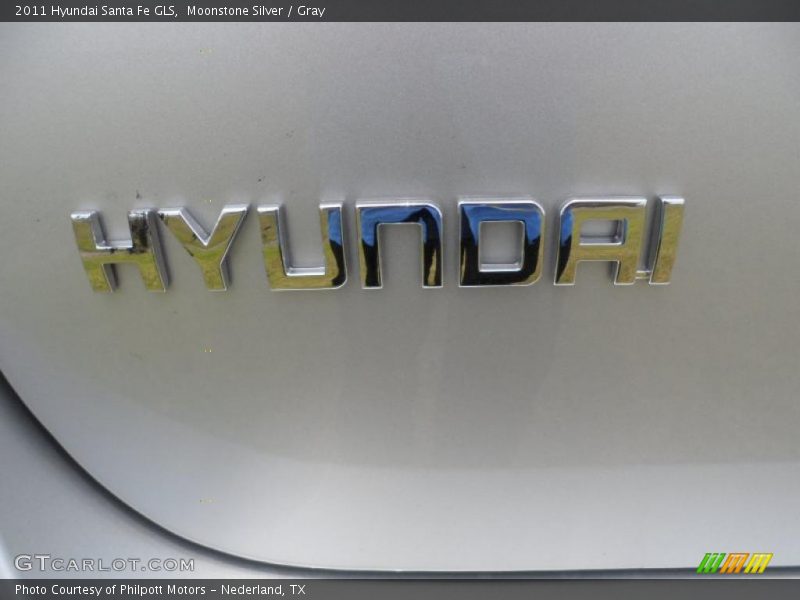 Moonstone Silver / Gray 2011 Hyundai Santa Fe GLS