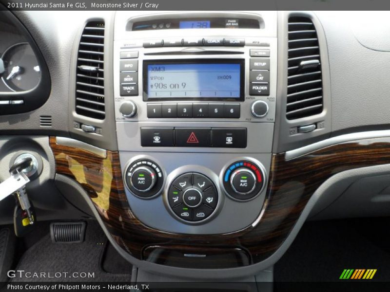 Controls of 2011 Santa Fe GLS