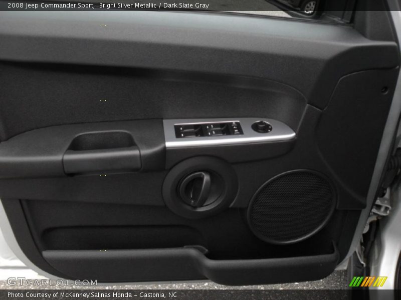 Bright Silver Metallic / Dark Slate Gray 2008 Jeep Commander Sport