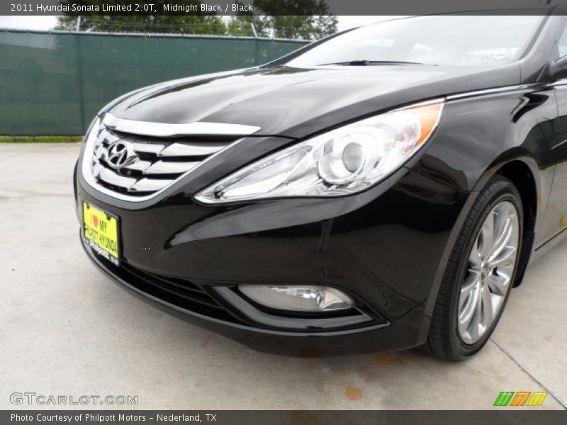 Midnight Black / Black 2011 Hyundai Sonata Limited 2.0T